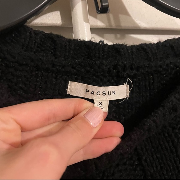 PACSUN warm thick black sweater - Picture 3 of 3